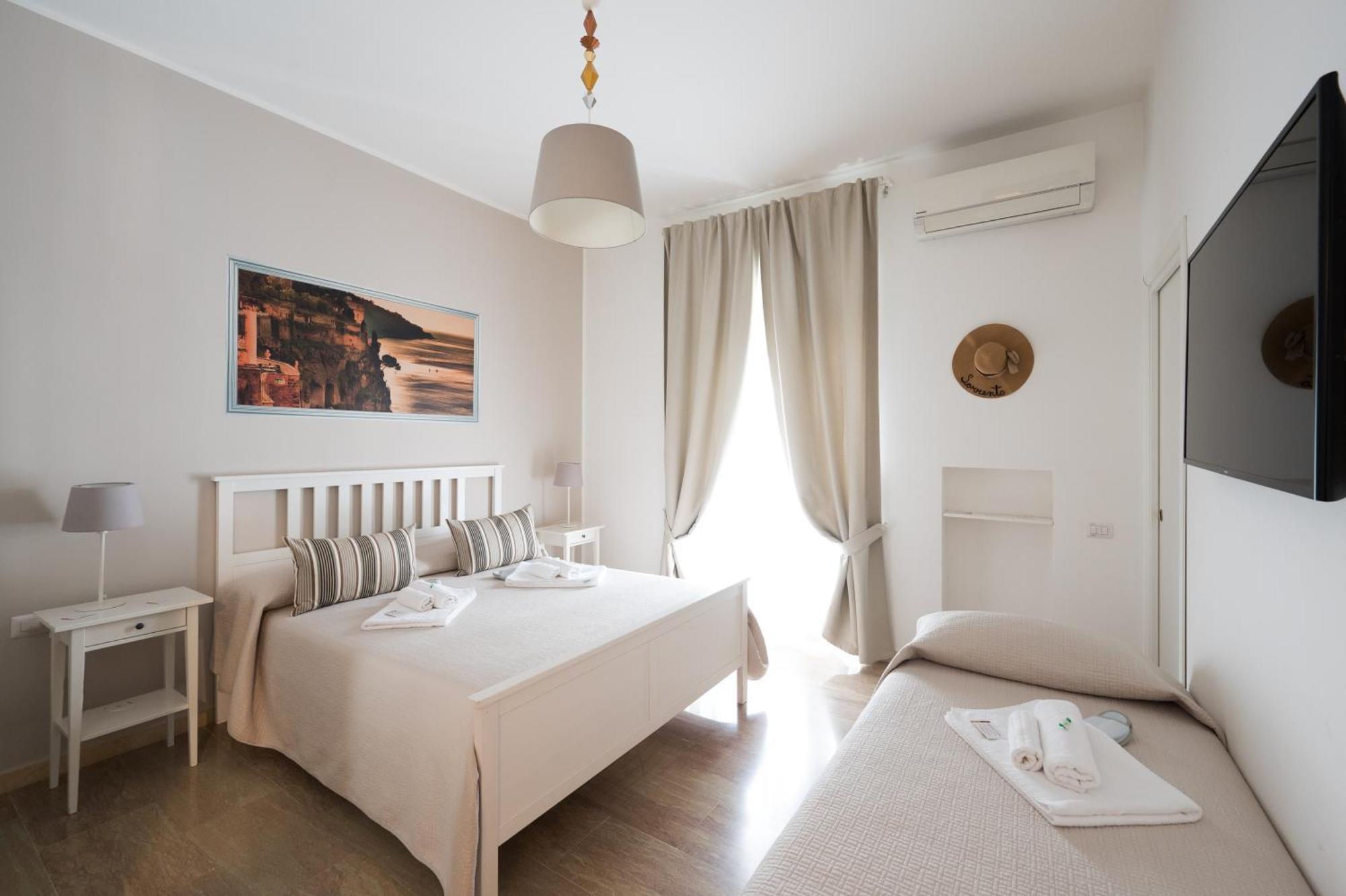 Panoramic Rooms Salerno Exterior foto