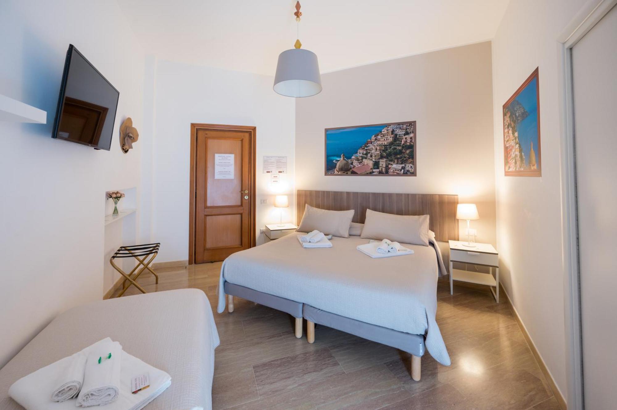 Panoramic Rooms Salerno Exterior foto