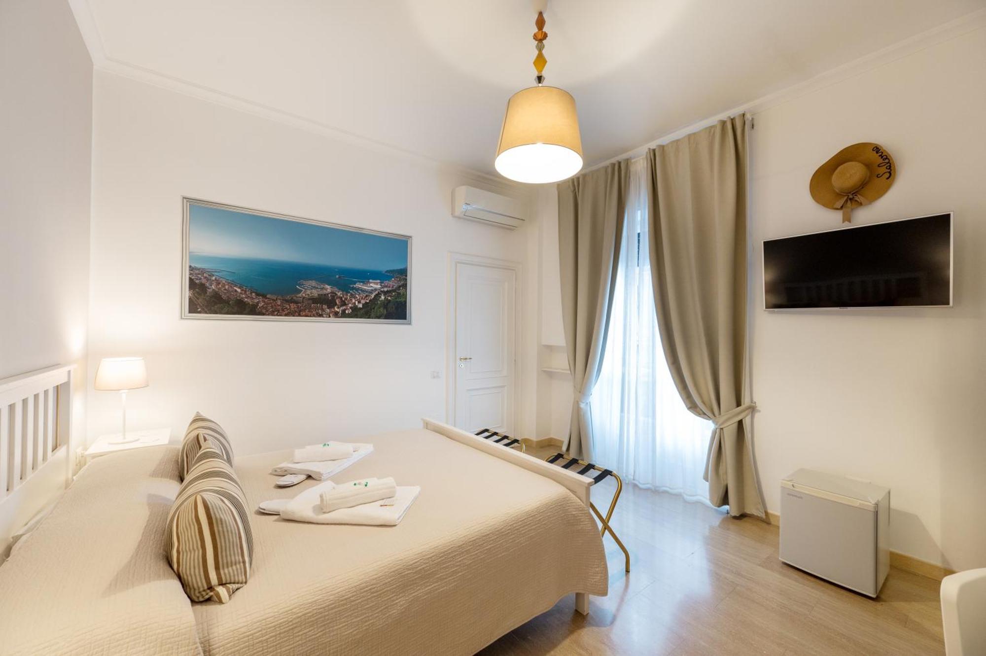 Panoramic Rooms Salerno Exterior foto